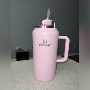 STANLEY 64oz Tumbler